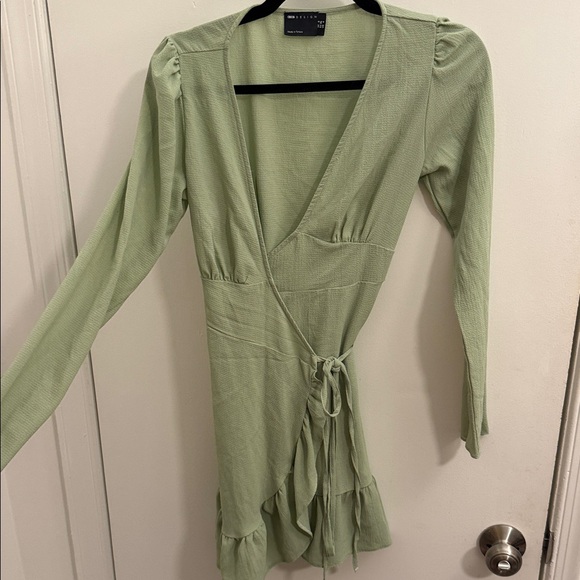 ASOS Dresses & Skirts - ASOS Light Green Long Sleeve Wrap Dress - Size 4